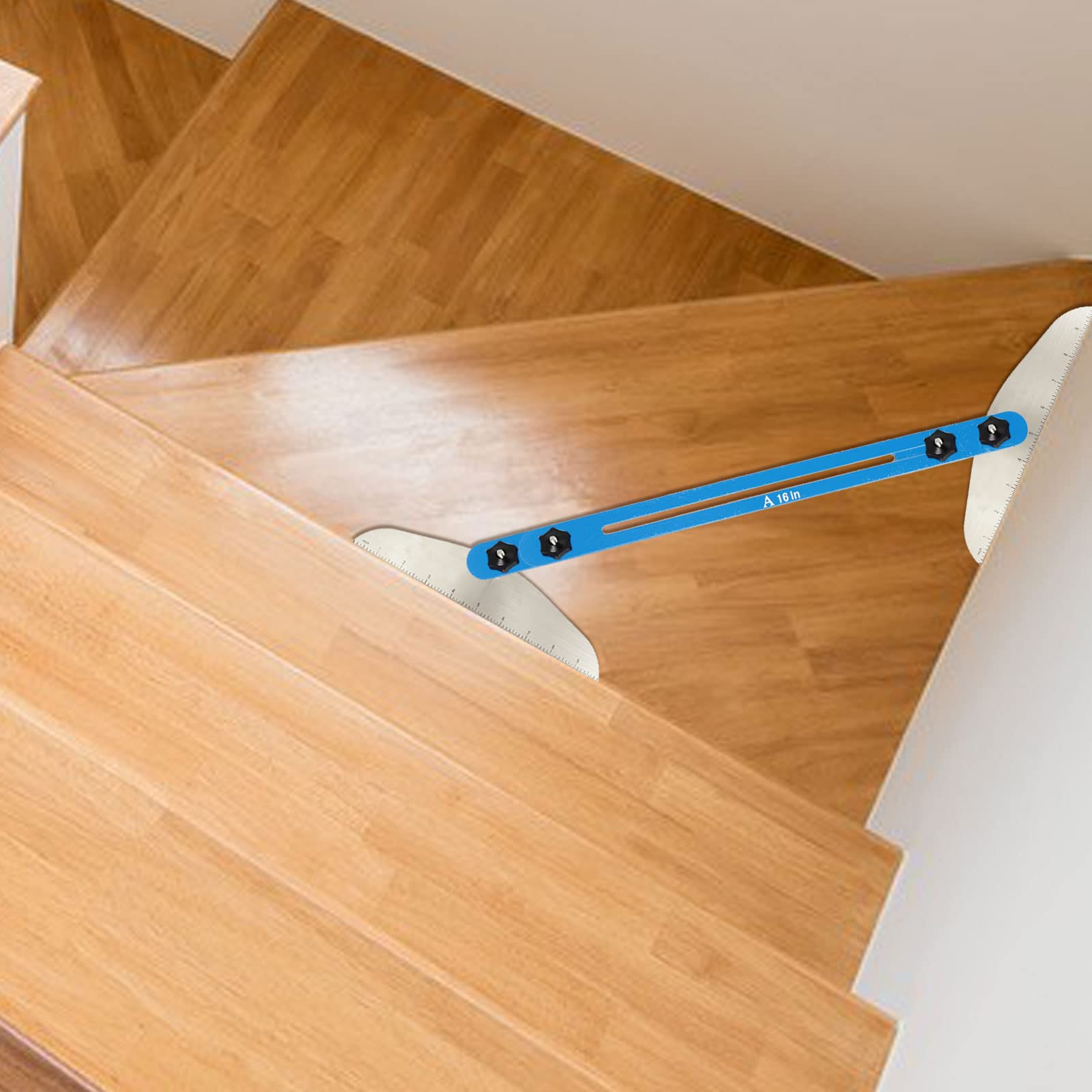 Traploopsjabloongereedschap, roestvrijstalen traptredemal met gradenboog en schaalweergave, verstelbare lengte van 11 inch tot 60 inch voor risers, scheidingswanden, plankindeling