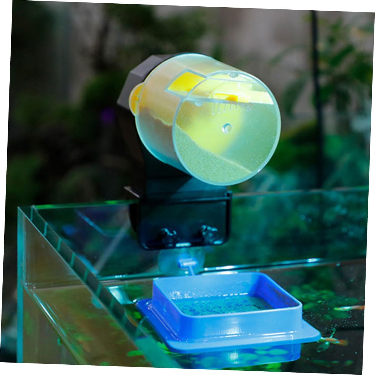 Outanaya Automatic Fish Feeder for Aquarium, Adjustable Large-Capacity Vacation Timer Dispenser, Yellow Plastic Feeding Tool for Fish Tank