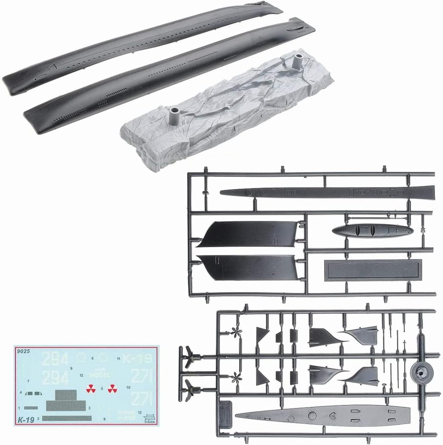 ZVEZDA 9025 - Soviet Nuclear Submarine K-19 - Plastic Model Kit Scale 1/350 Lenght 12.5"/ 32 cm 33 Parts