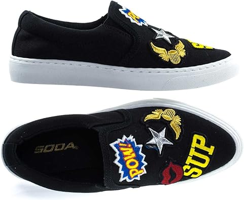 Sneakers with graphic soles Clearance