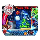 Inhalt: 2 Ultra Bakugan (Ventus Fangzor und Aquos Trox), 3 Basic Bakugan (Haos Dragonoid, Darkus Nillious und Pyrus Gorthion), 10 BakuCores, 5 Charakterkarten, 5 Fähigkeitskarten (für das erweiterte Spielprinzip)