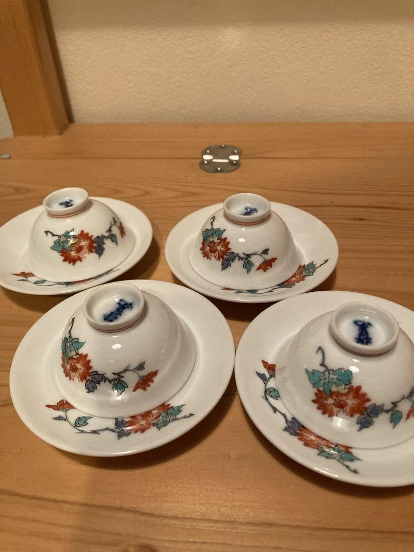 Amazon.co.jp: 柿右衛門 人間国宝 ぐい呑み おちょこ : ホーム＆キッチン