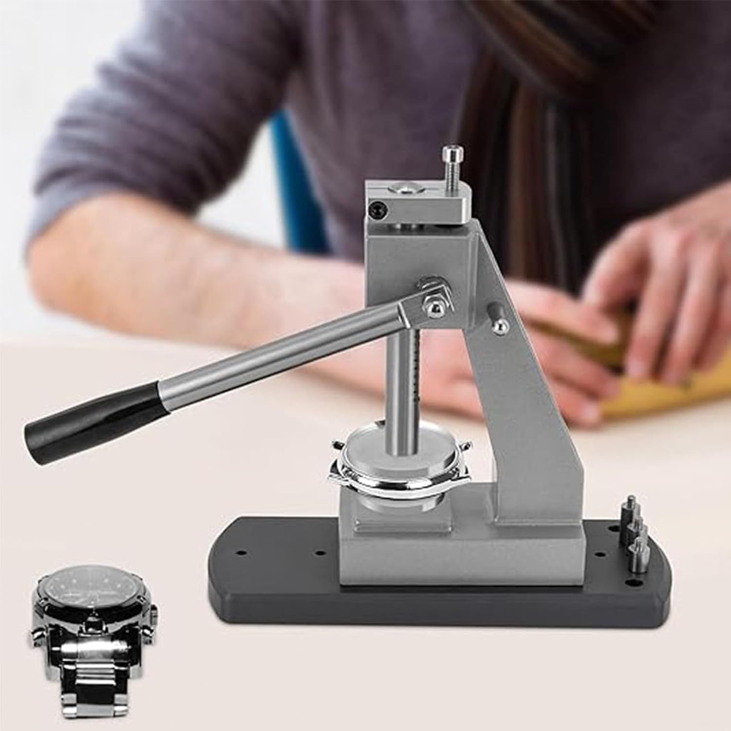 Uhren-Presswerkzeug-Set mit 24 Stempeln, Uhrenpressmaschine, Kristall-Laminator für Gehäuseboden, Uhren-Reparaturwerkzeug-Kit zum Verschließen und Auspressen vo