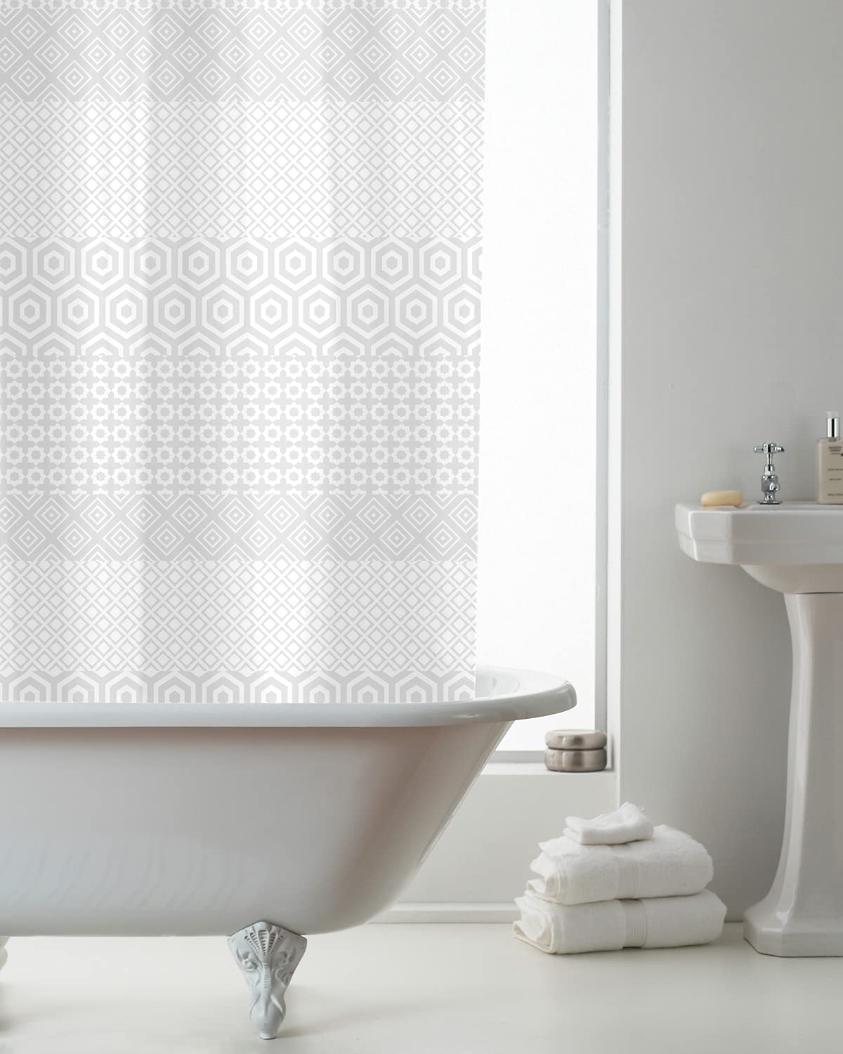 COUNTRY CLUB Shower Curtain Geo