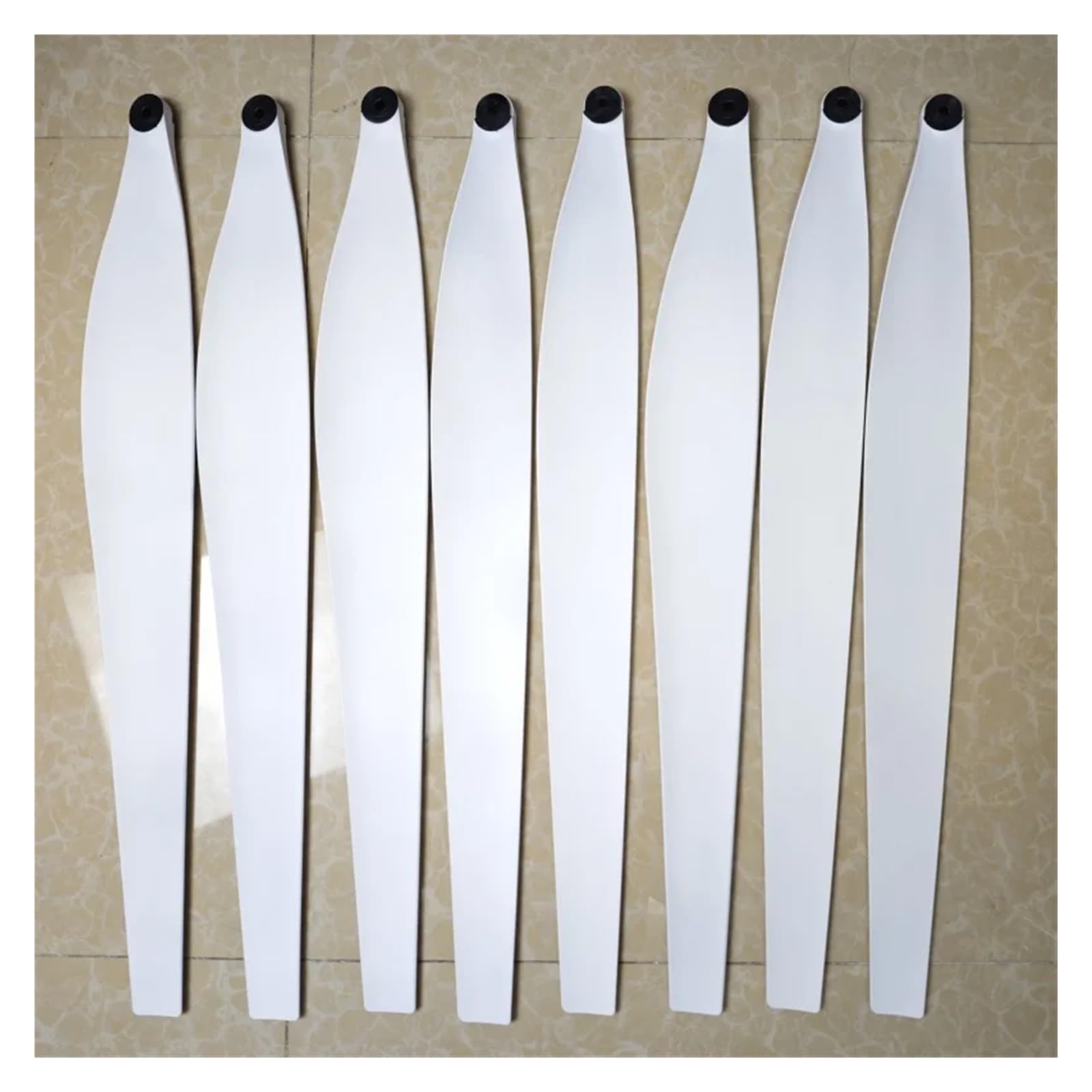 Śmigła łopatkowe T20P/T40/T50 U5413 L5415 Mieszanka włókna węglowego i plastiku, białe, do części drona rolniczego Agras(T50 16PCS)