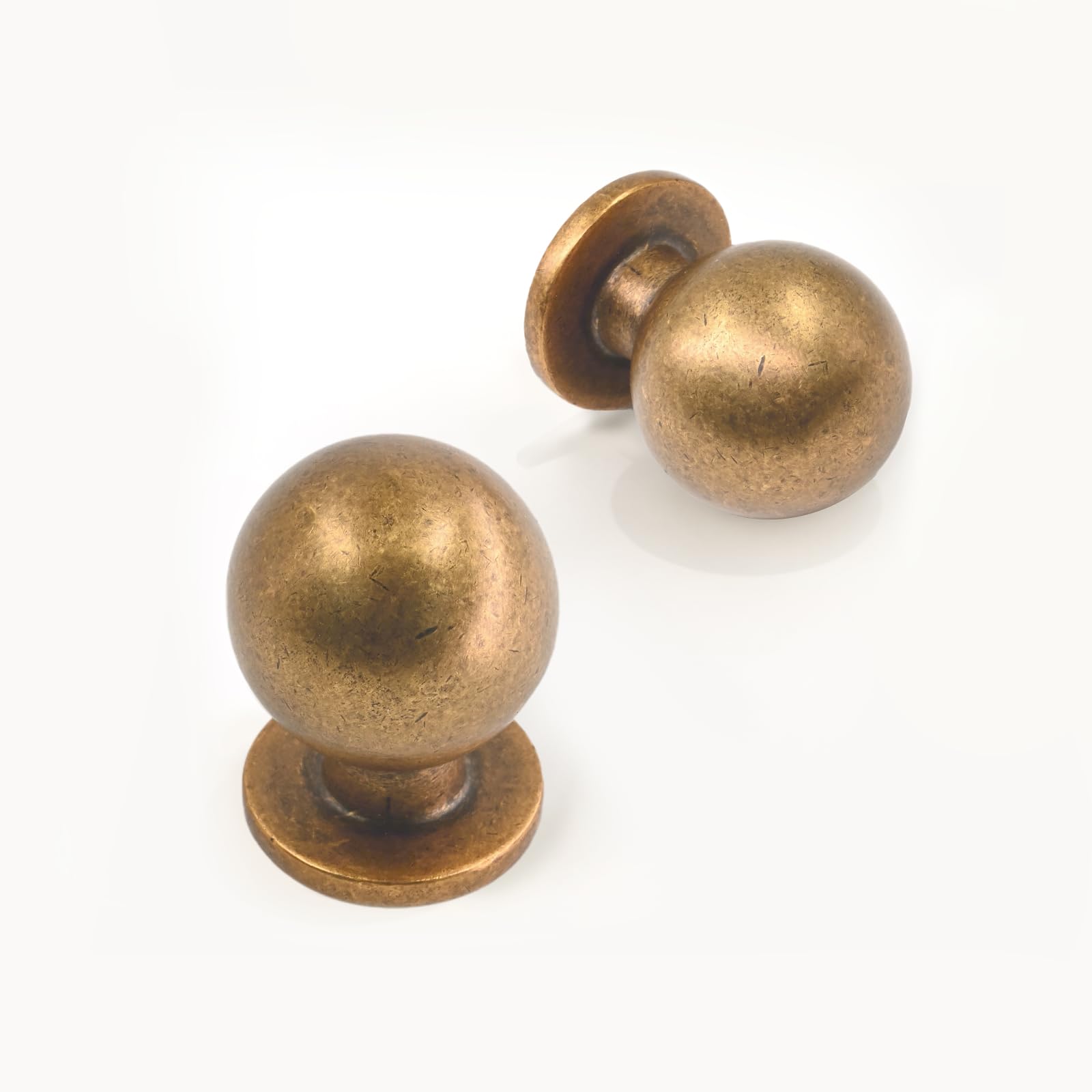 Amerdeco 10 Pack Antique Brass Kitchen Cabinet Knobs Single Hole Kitchen Cabinet Handles Solid Zinc Alloy Round Knobs for Drawer Dresser, Cupboard and Wardrobe AM056