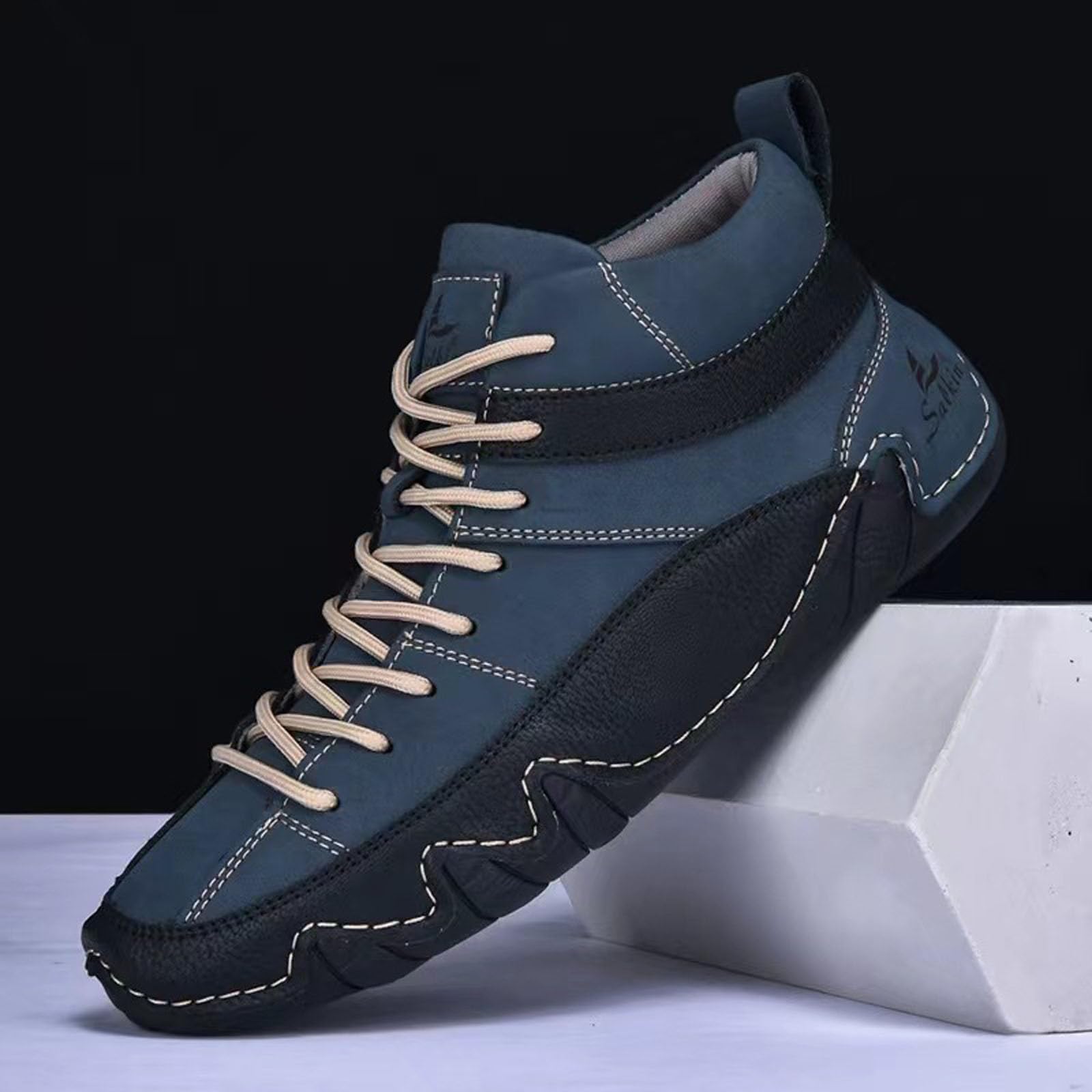 Zapatillas Deporte,Botas Casuales de Cuero para Hombre, caña Alta, Costuras Hechas a Mano, cómodas, sin Cordones, Zapatos de tacón Plano para Uso Diario con Jeans en otoño e Invierno.
