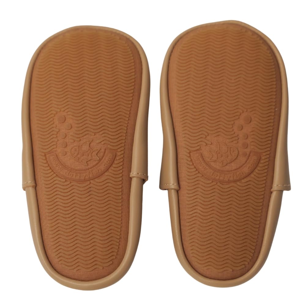Dotty Fish Scarpine in pelle per neonati e bambini con suola in gomma. Scarpine leggere, flessibili e antiscivolo per i primi passi, marchio britannico. Bambini e bambine, taglie 18-24 mesi - 5-6 anni