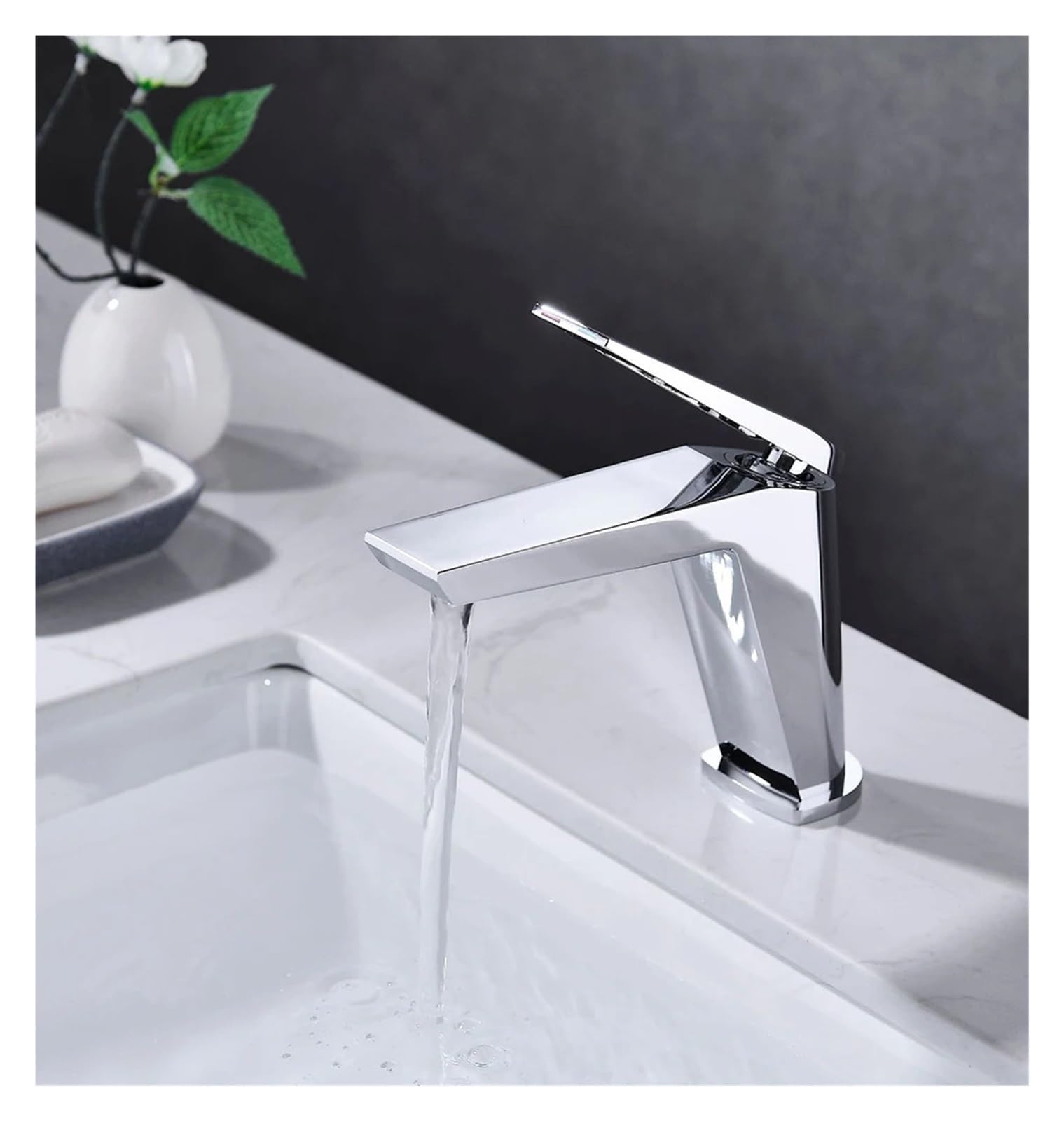 Bateria umywalkowa do łazienki Bateria umywalkowa Gourmet Bateria umywalkowa do ciepłej i zimnej wody Bateria kwadratowa(Chrome faucet)