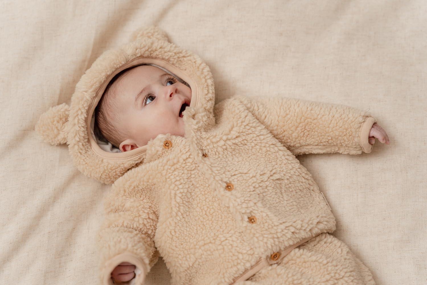Little Dutch Winterjacke Fleecejacke Teddy Jacke mit Kapuze Ohren Baby beige (Gr. 68)