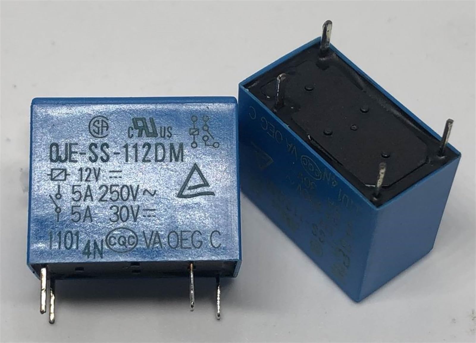 Relais OJE-SS-105DM 5V pour commutation électrique stable et sécurisée