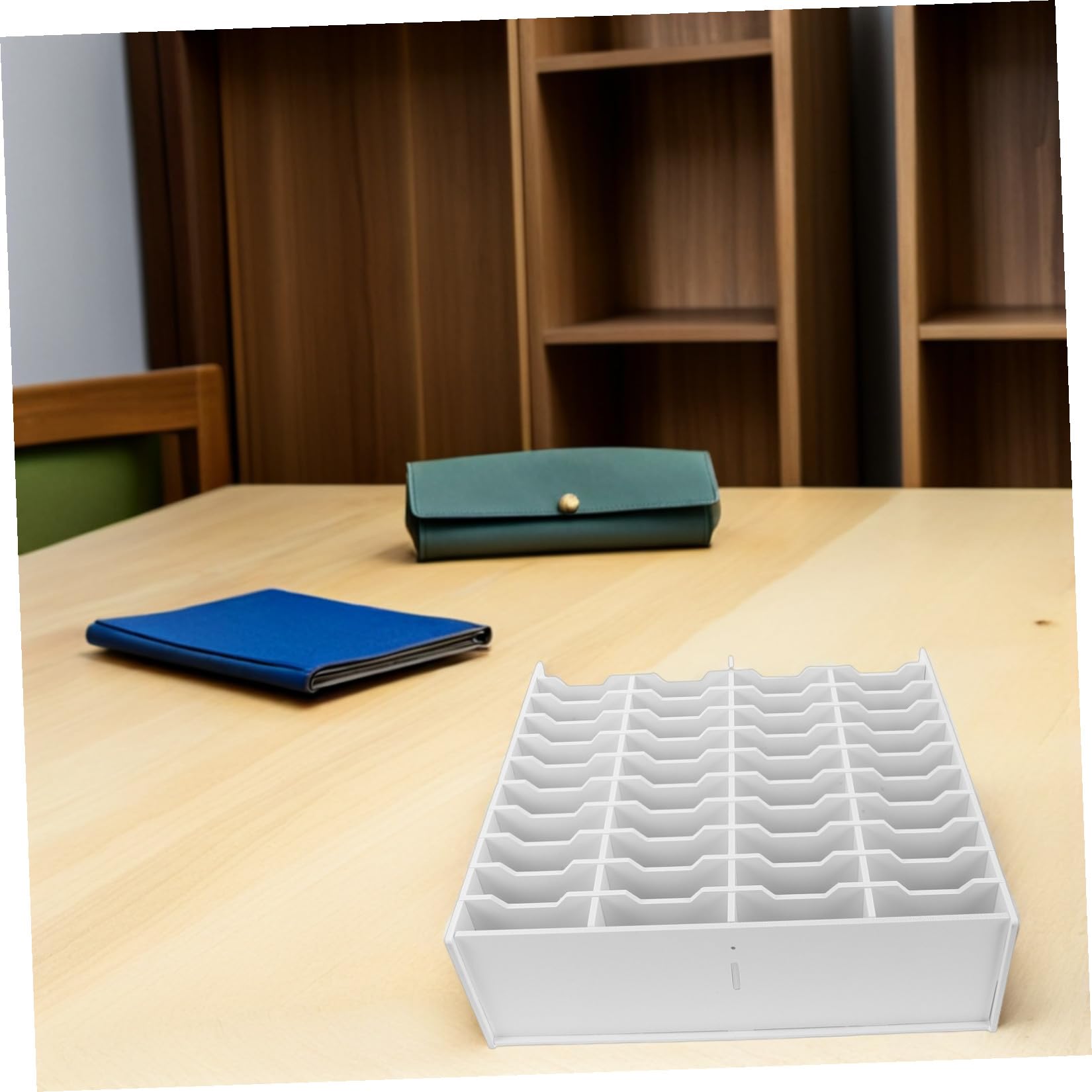 Luxshiny Organizzatore per Pennarelli e Pennelli da Tavolo con 40 Scomparti in Plastica PP Bianco, Contenitore con Divisori per Ufficio e Area, Supporto Verticale Multifunzione