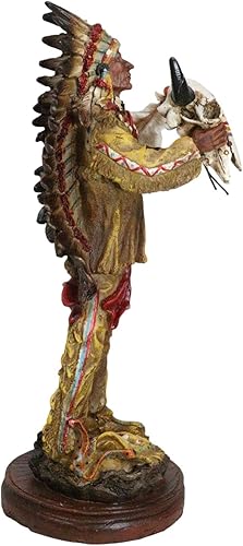 Miniatura 3 de Ebros Gift Jefe de guerrero tribal indio nativo americano con tocado de cucaracha sosteniendo figura de calavera de buey como decoración del hogar,