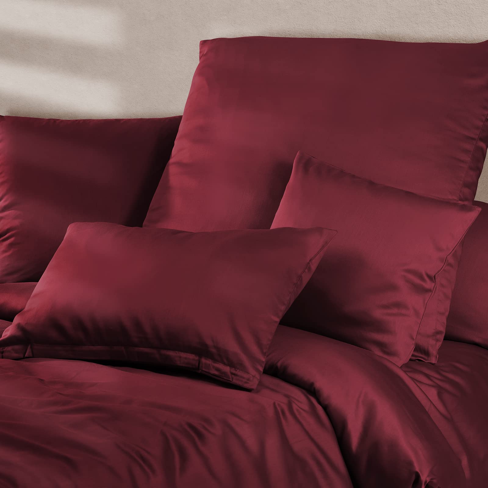 Pure Label Mako Satin Bettwäsche rot 155x220 cm mit Kissenbezug 40x80 cm aus 100% Baumwolle - Traumhaft weiches Mako Satin Bettwäsche Set in Uni