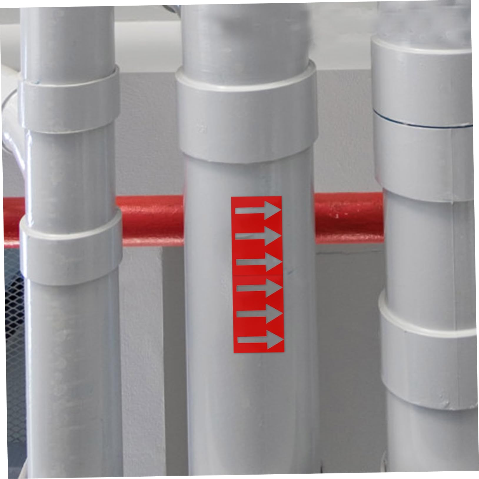 SOLUSTRE Cinta Adhesiva Reflectante Para Tuberías 30mm x 20m, Pegatinas De Flechas Autoadhesivas Rojo y Verde, 2 Rollos Para Señalización Direccional y Seguridad Uso Industrial