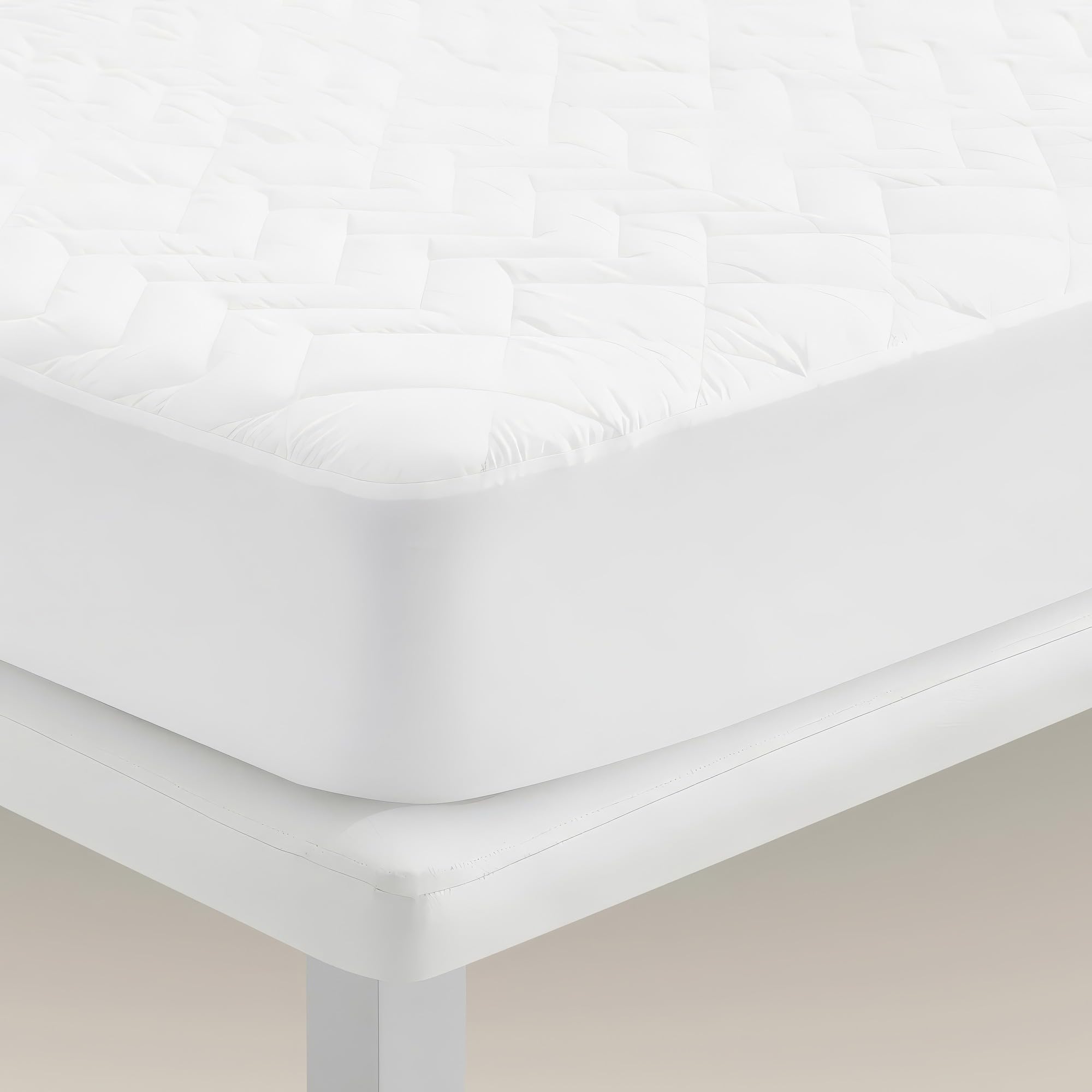 PIKOLIN - Coprimaterasso Matrimoniale Ipoallergenico in Cotone 100% | Traspirante e Confortevole | Tripla Barriera contro Acari e Batteri | Faldone Elastico 32 cm per un Riposo Ottimale | 150x196 cm