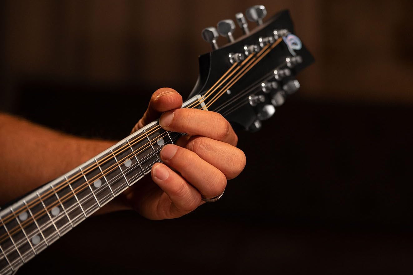 Ortega Guitars Mandoline Style A Électro-Acoustique – Ouïes en F – Série Americana – Épicéa/Érable, Marron (RMAE30-WB)