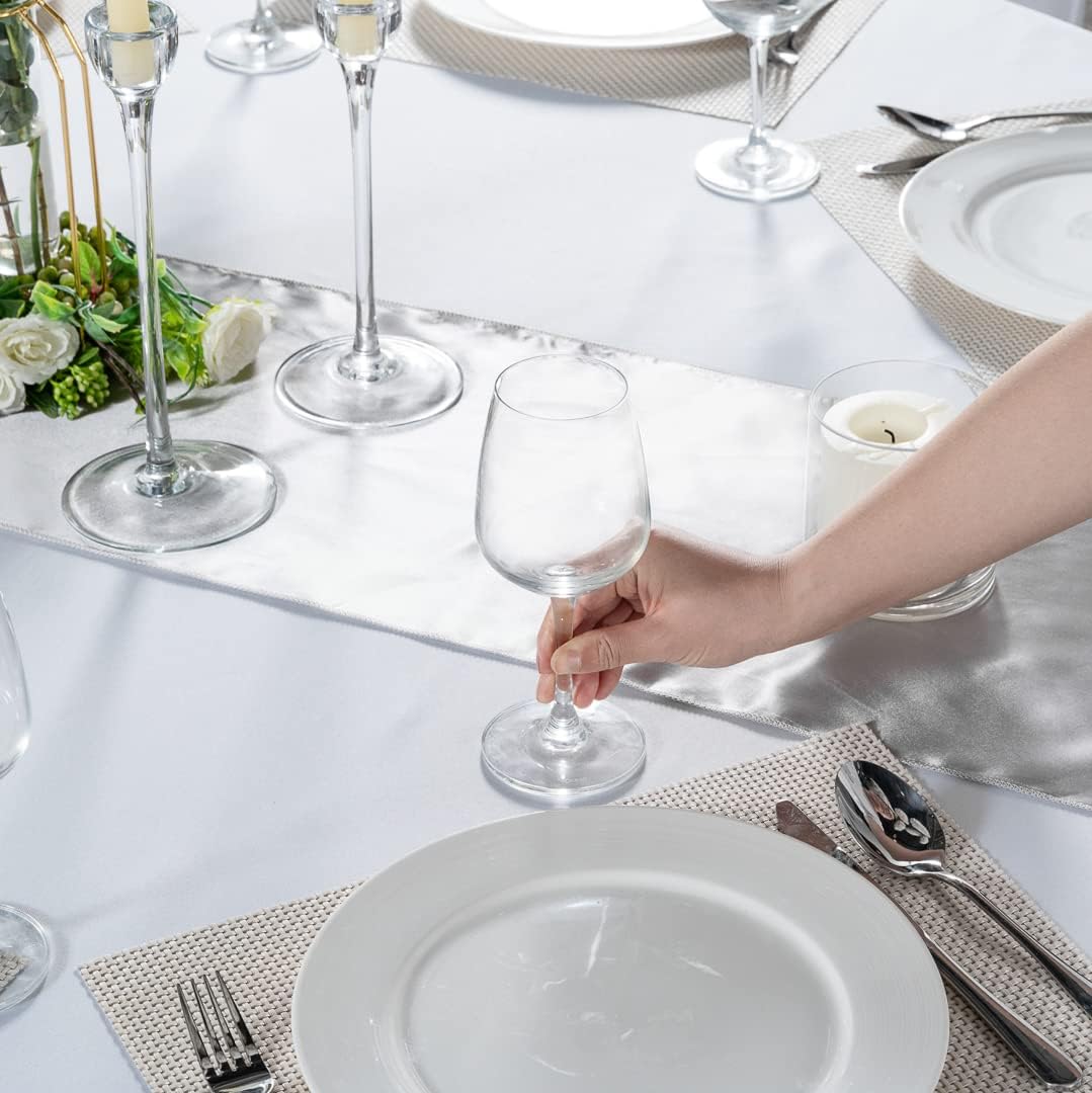 Restaurantware Table Tek 120 Inch Table Covers 10 Round Wedding Tablecloths - Washable Wrinkle-Free White Polyester Banquet Tablecloths Hemmed for Parties Holidays or Buffets