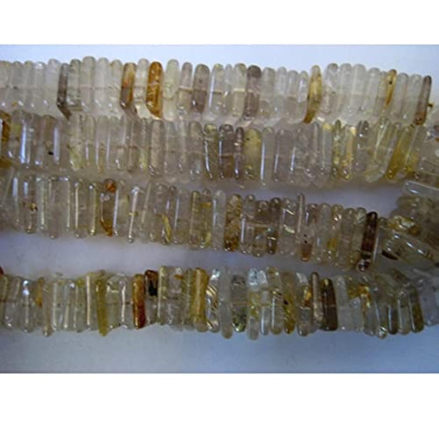 Heishi cut en rutile doré pour éviter les imitations en plastique