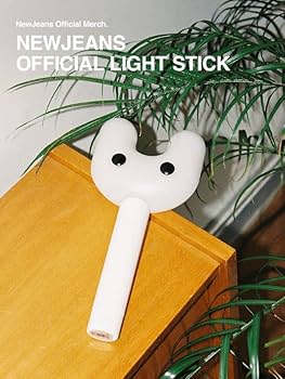 Amazon.co.jp: NewJeans - Official Light Stick 公式 ペンライト 輸入