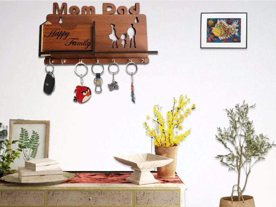 Image of Mom Dad Keys Holder Happy Family Key Organizer Designer Wooden Key Holder Wooden Keychain Holder for Home, Living Room, Office Wall Decor Great Gift Item Mobile and Pen Holder