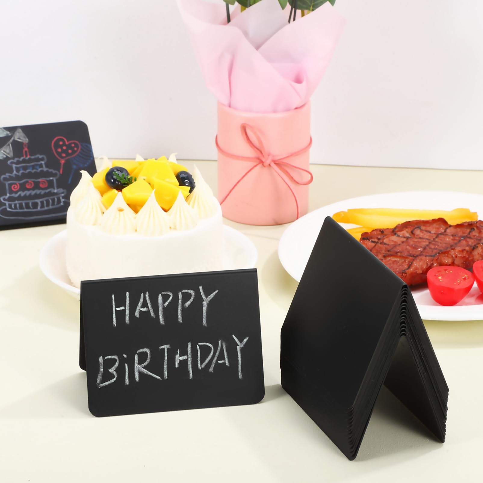 Mini Letreros de Pizarra para Comida Negros en Pvc, 40 Piezas | Formato en V, para Restaurante y Fiestas, Uso en Buffet, Diseño Portátil