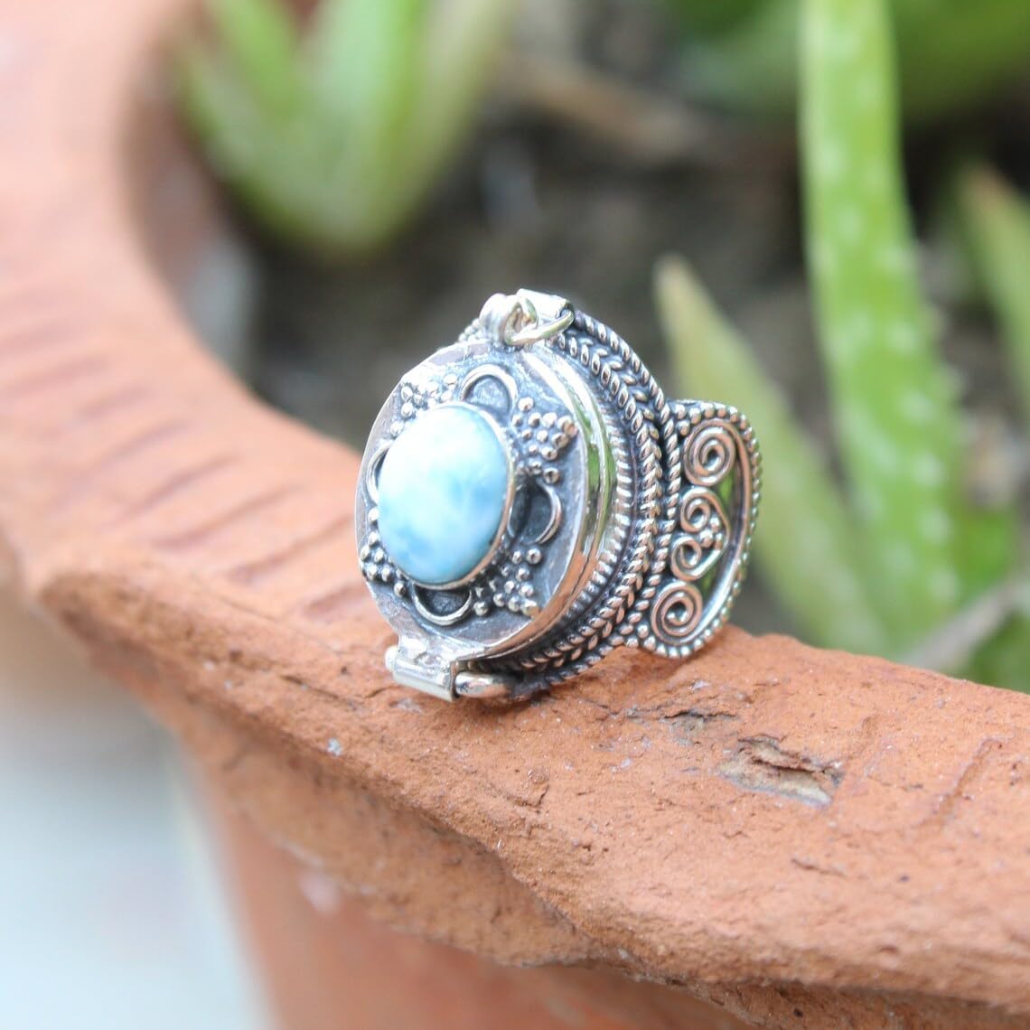 Natural Larimar Ring, Oval Stone Ring, Openable Ring, Vintage Box Ring, Poison Ring, Perfume Box ring, Handmade Poison Ring, Larimar Jewelry, Halloween Gifts, Secret Stash Jewelry