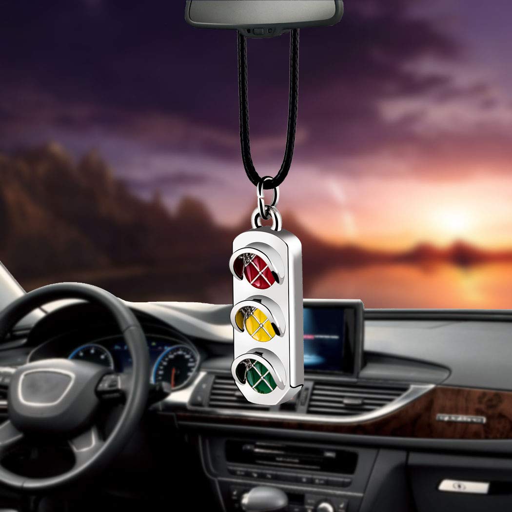 Car pendant mini metal hanging decoration chain accessories car charm pendant car pendant luxury car rear view pendant car ornaments for the rear view mirror (Traffic light)