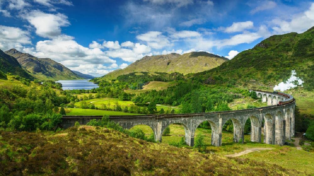 Glenfinan Viaduct Scotland DIY 5D Diamond Painting by Number Unique Kits Home Wall Decor Crystal Rhinestone Wall Decor