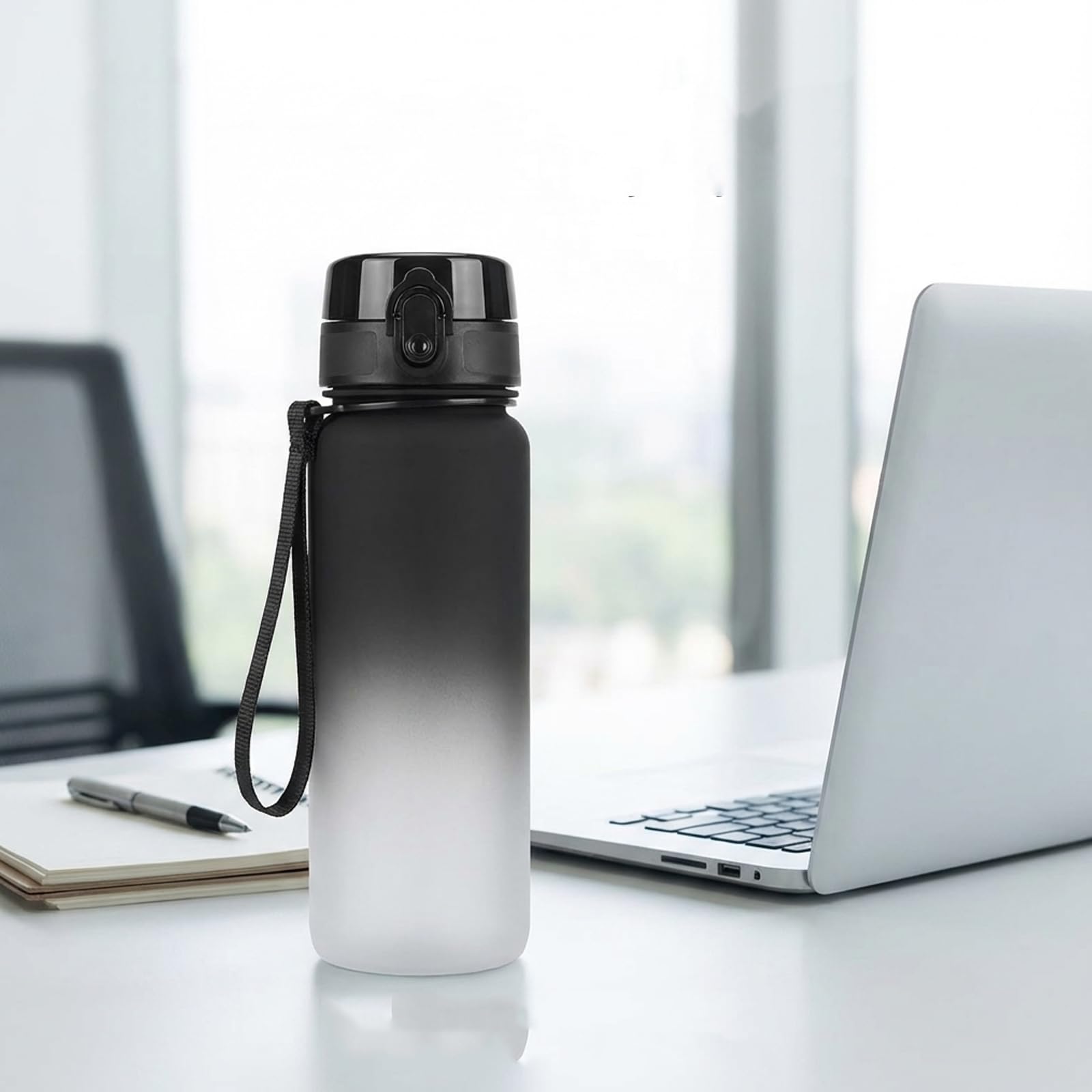 1000ml Sports Water Bottle Leak Proof Plastic Material High Temperature Resistance Woven Handle And Cup Lid Suitable For