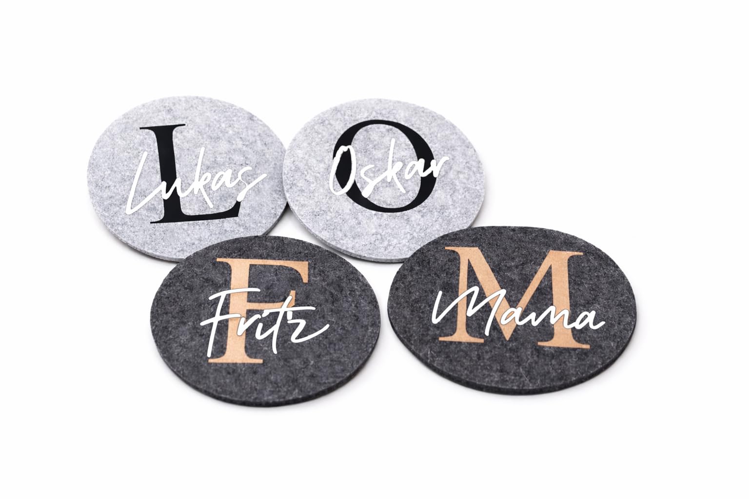 Generisch Personalisierte Filz Untersetzer mit Namen - Geschenk für Mama, Oma & Familie - Glasuntersetzer personalisiert - Tischdeko Hochzeit & Geburtstag