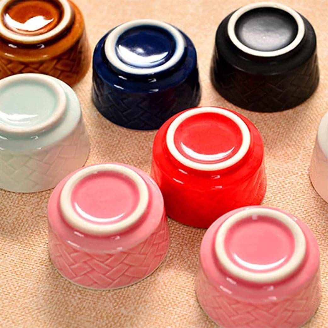 Ensemble de 6 Tasses à saké japonaises Traditionnelles en céramique, Comprenant Un Pot à saké, Un séparateur et Un Chauffe-Tasse.