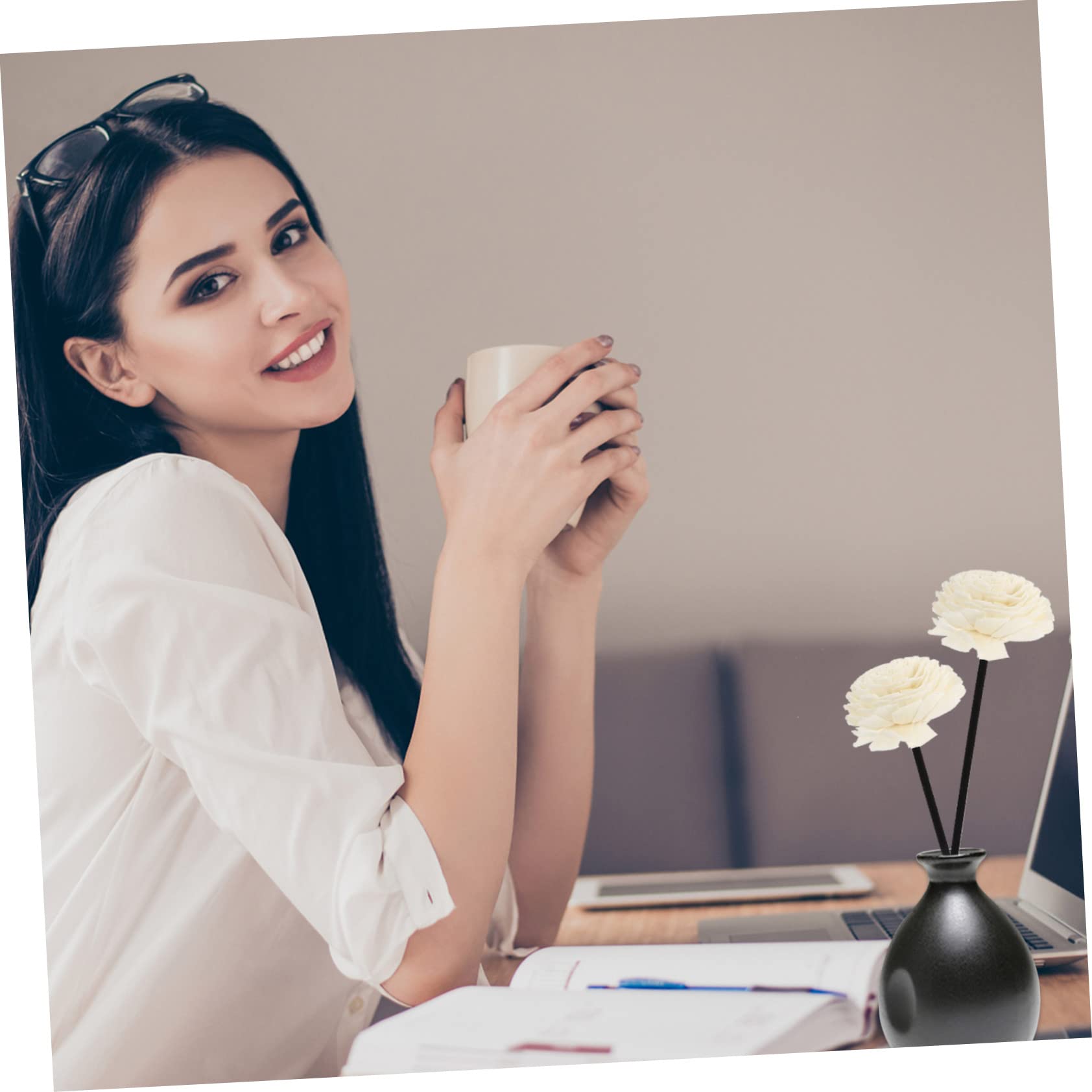 PRETYZOOM 6pcs Simulated Flower Diffuser Sticks Volatile Rattan Sticks for Home Fragrance Spa and Decor Elegant Chrysanthemum Design for Relaxing Ambiance