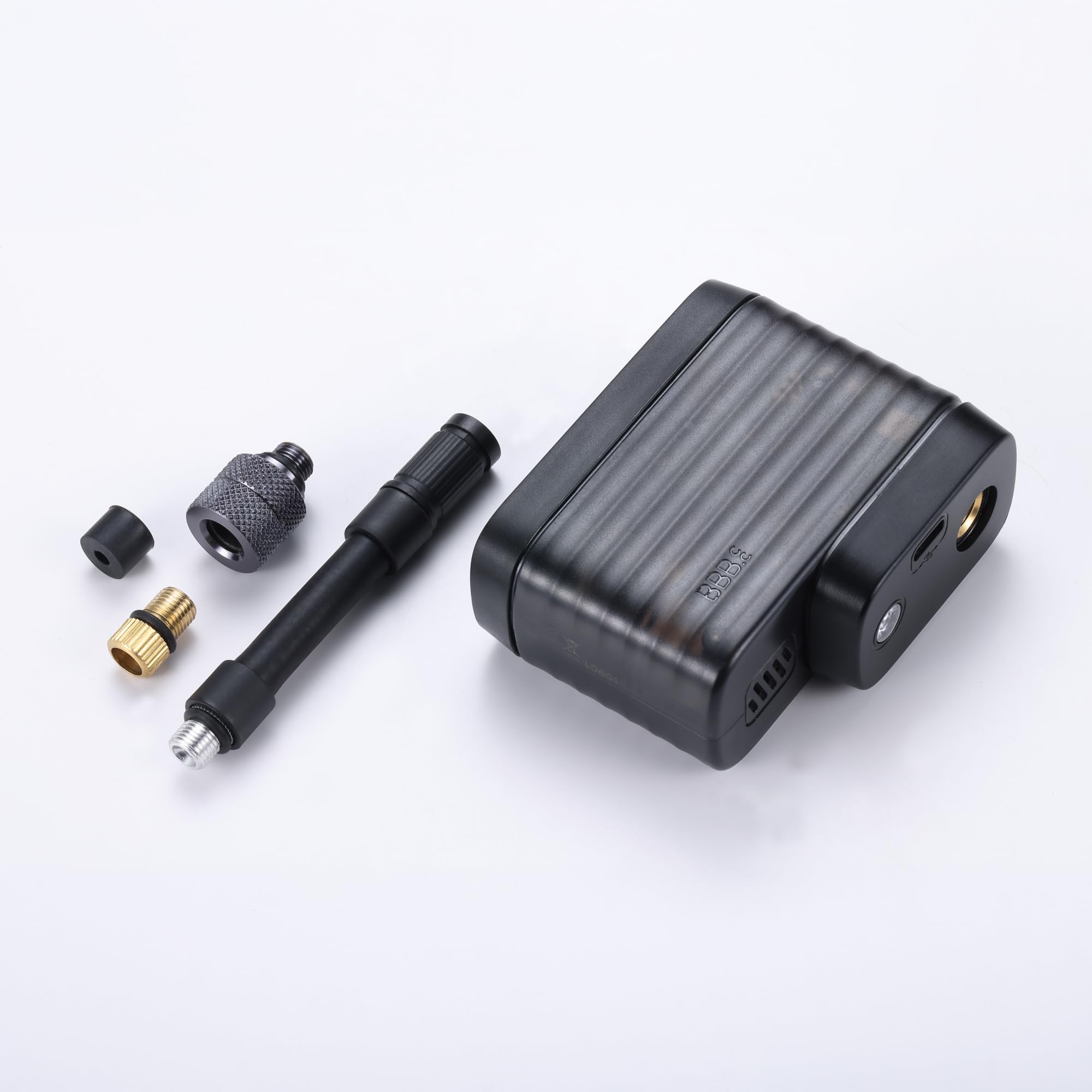 BBB Cycling BarBank Mini Pompe à Vélo Électrique – Ultra-Portable Format – Gonfleur 120 PSI / 8 Bar pour VTT, Route & Gravel – Charge Rapide USB-C, Éclairage LED – Compatible Valves Presta & Schrader
