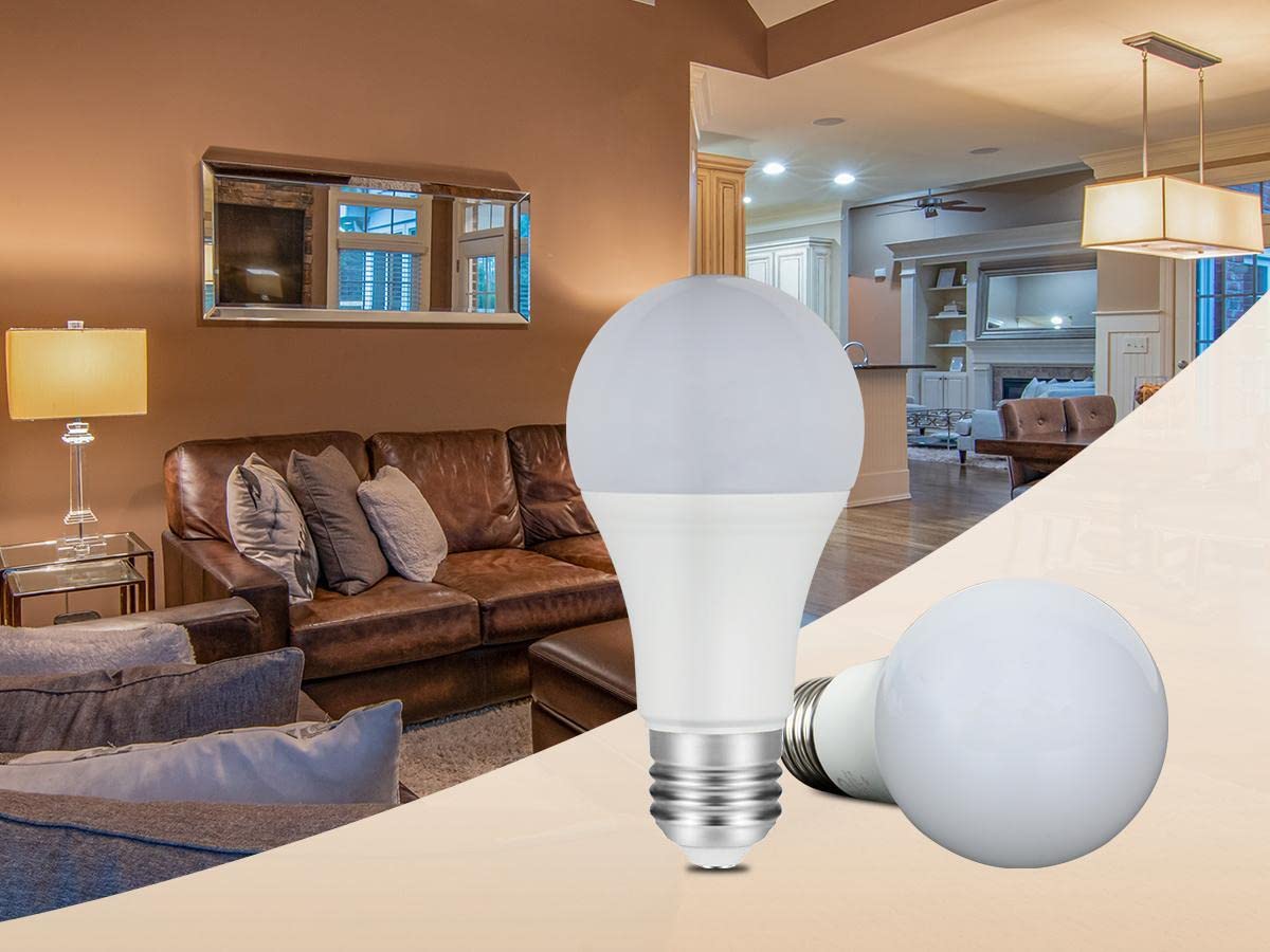 Lampadina Esterna Con Sensore Crepuscolare 9W - Luce Fredda 6500K, 810 Lumen, Attacco E27, 2 Pezzi