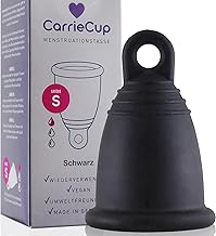 CarrieCup Menstruationstasse klein, Made in Germany inkl. Beutel - BPA-frei, Alternative zu Tampons und Binden, silikonfrei, Menstrual Cup schwarz