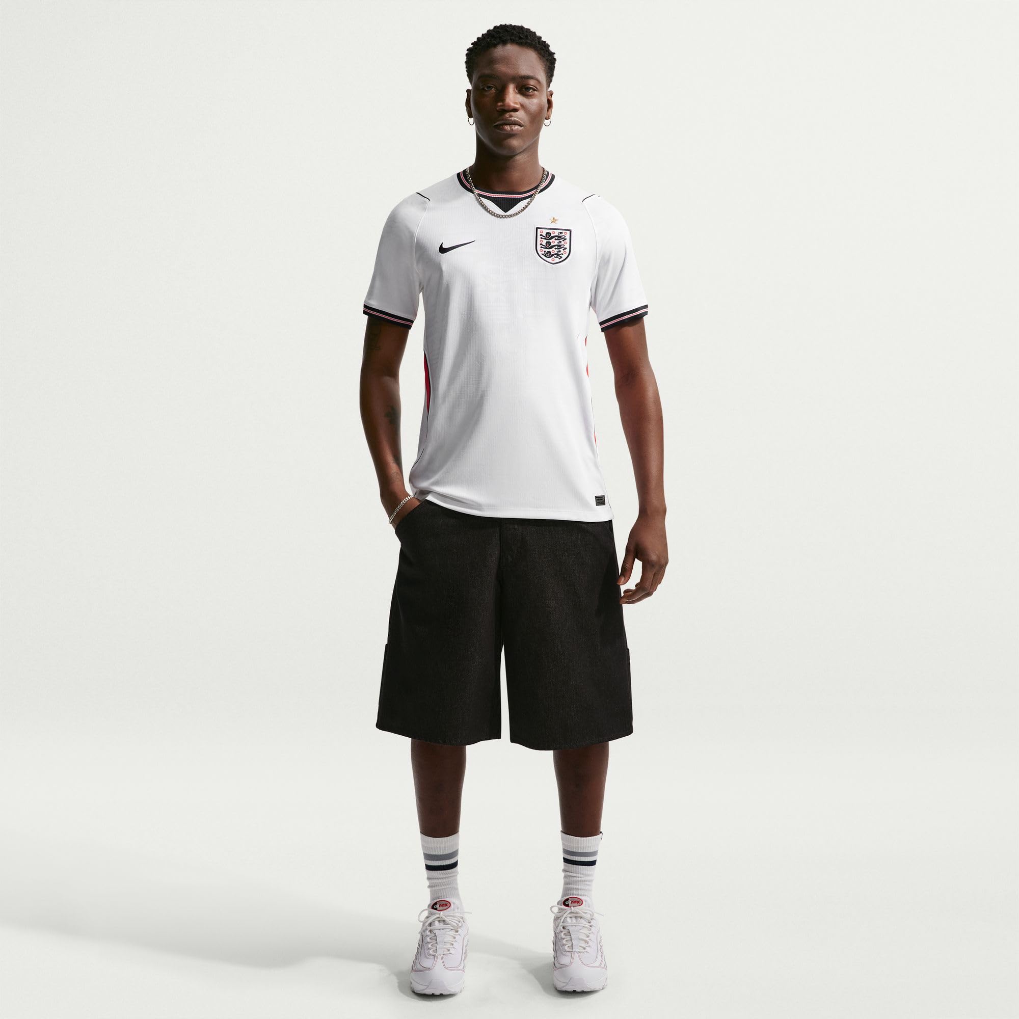 Nike Angleterre 2026 Stadium Domicile Maillot de Foot Replica Nike Dri-fit pour Homme Réplique du Maillot de Football Homme (Lot de 1)