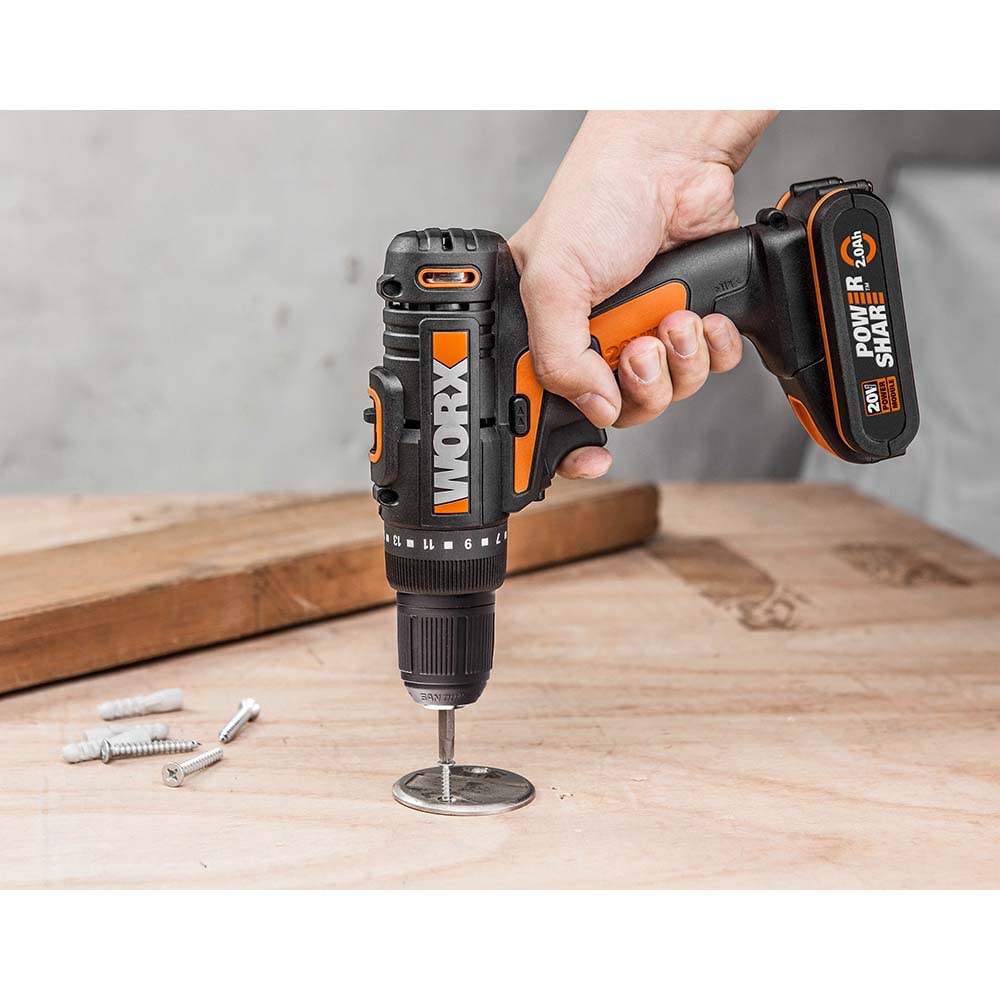 Worx WX101.1 -Trapano avvitatore a batteria, 20 V di potenza, per forare e avvitare, con 2 batterie agli ioni di litio, caricatore e valigetta