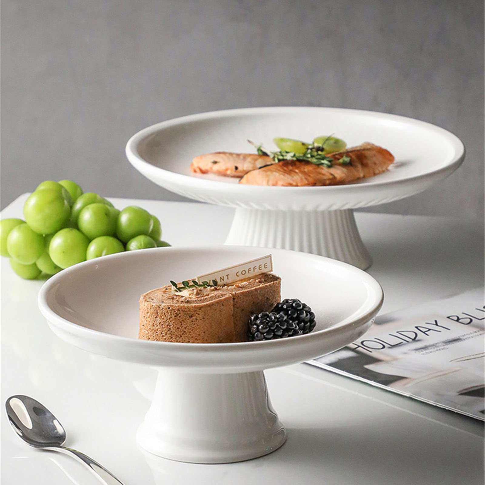 Amazon | 陶磁器のケーキの高い皿、デザート皿、朝食の皿、白い