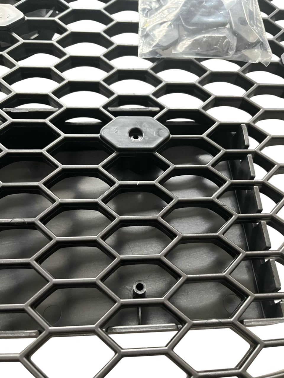 Kompatibel mit A4 B8 Kühlergrill Wabengrill Front Grill Emblemhalter PDC 11-15