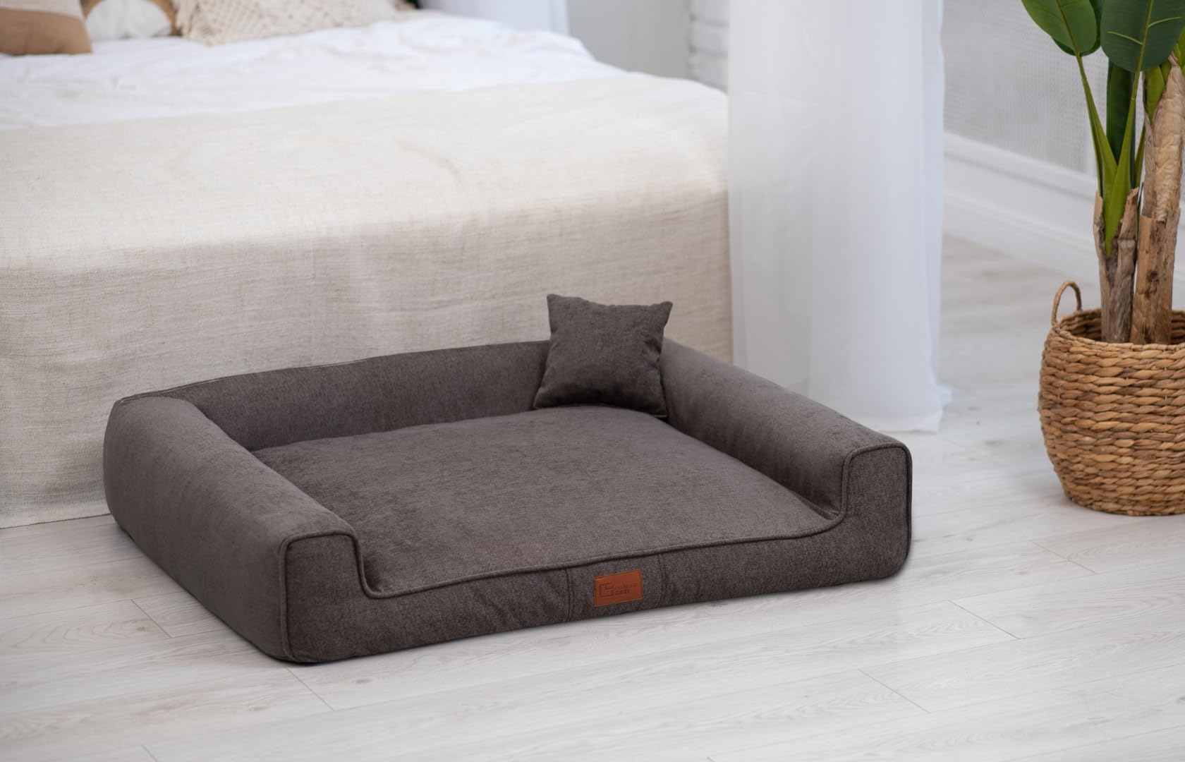 exclusiveBED legowisko ortopedyczne dla dużego psa Sofi | Elegancka kanapa dla psa z antypoślizgowym spodem | Ściągany pokrowiec | Materac z memory foam | Zmywalna tkanina (XXL,Brąz)