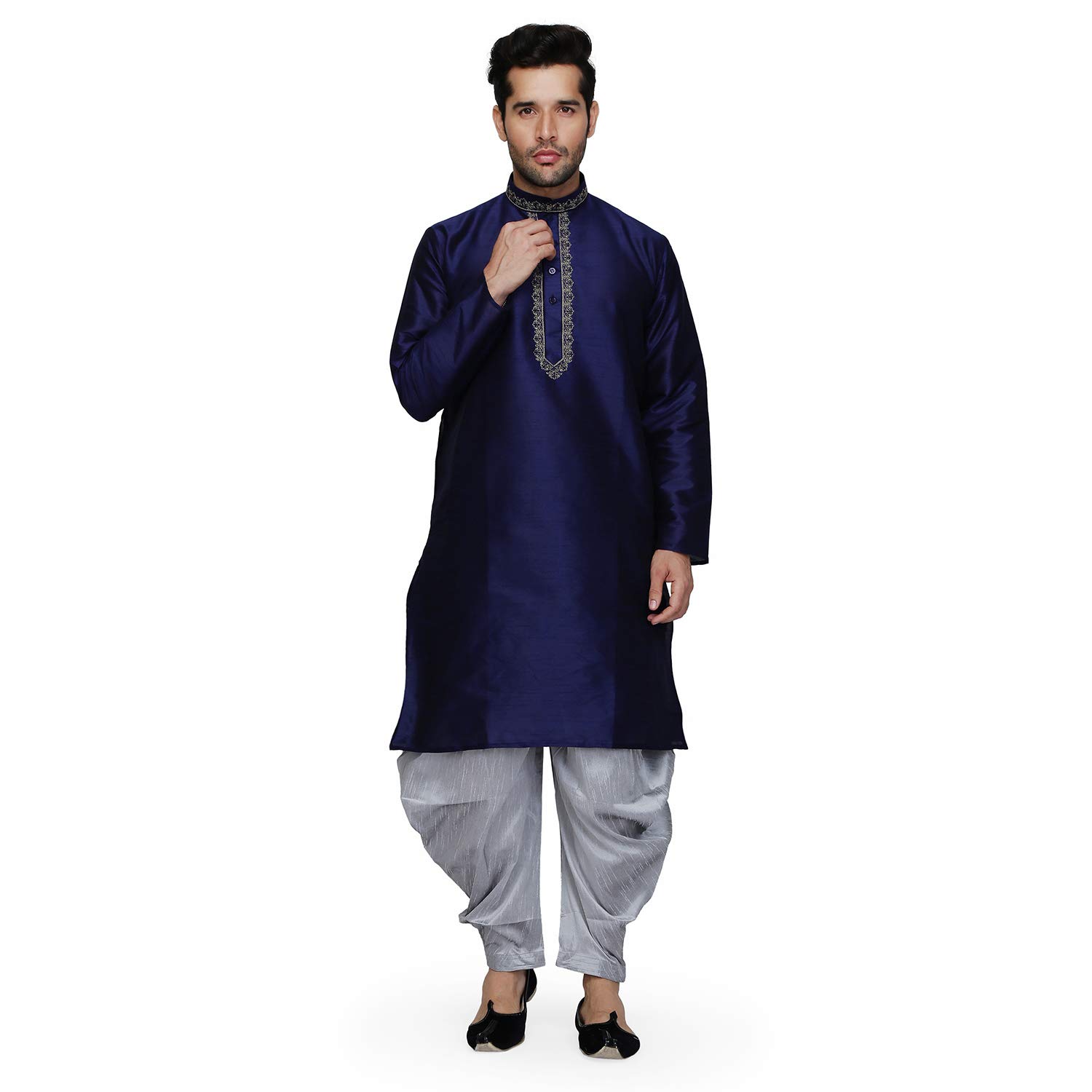 Conjunto kurta salwar de seda transpirable para evitar el calor en bodas 2