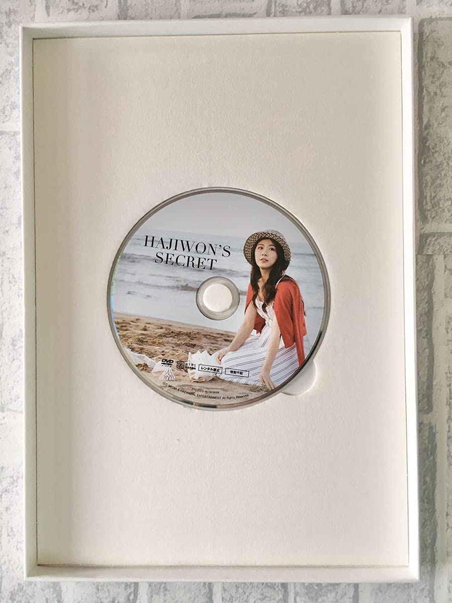 【直筆サイン&特典&DVD付】ハ・ジウォン写真集HAJIWON'S SECRET Amazon.co.jp: ハ・ジウォン◇写真集◇特典DVD◇HAJIWON'S