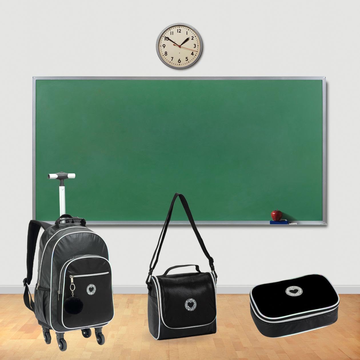 Kit Escolar Feminino de Moda Teen, Mochila com Rodinhas + Lancheira Térmica com Alça Transversal + Estojo Porta Lápis em promoção! Veja a oferta e mais achadinhos de Mochilas escolares 7 Hoje é o melhor dia para comprar Kit Escolar Feminino de Moda Teen, Mochila com Rodinhas + Lancheira Térmica com Alça Transversal + Estojo Porta Lápis com aquele preço maroto! Promoção! Aproveite a oferta! 7