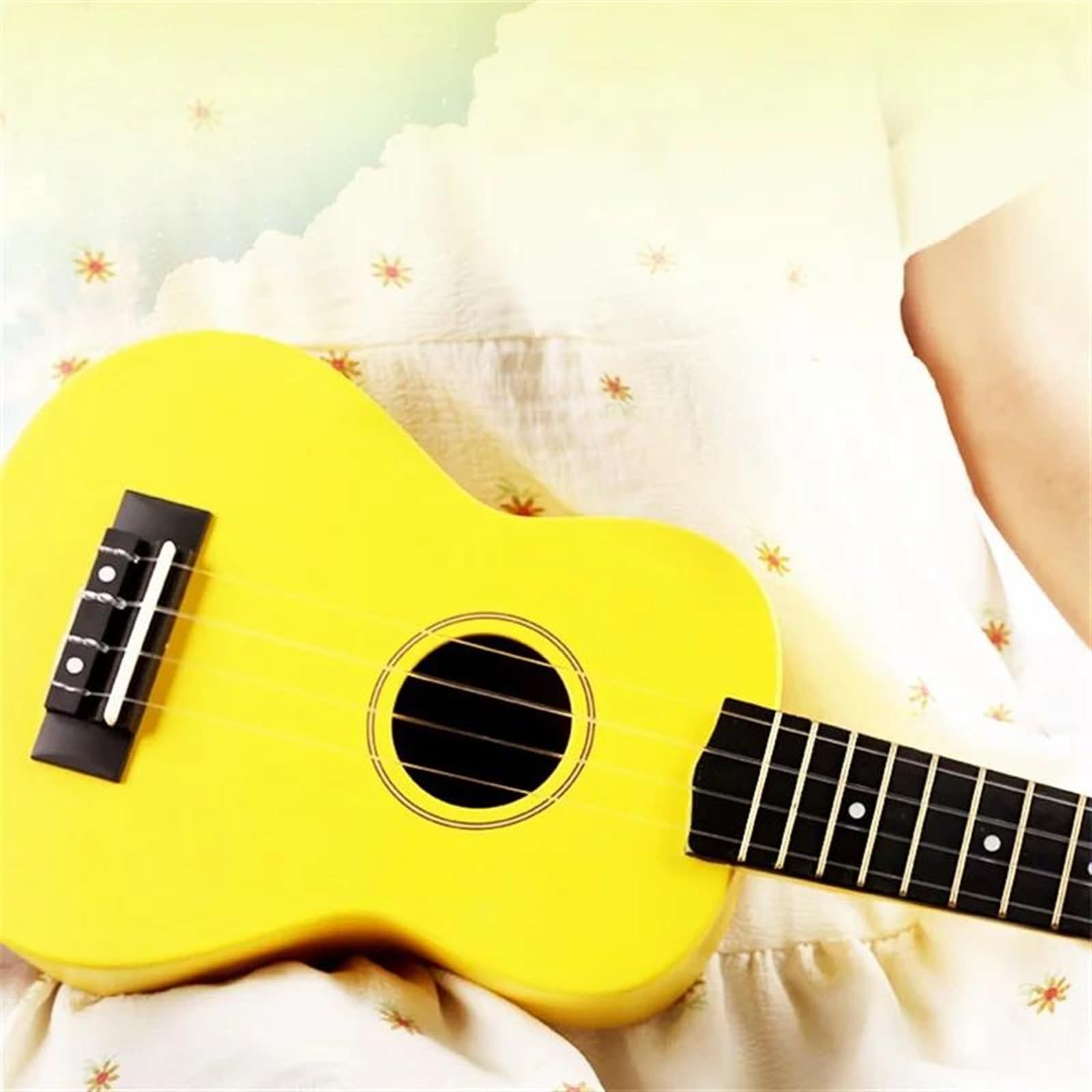 ukulele 21-calowa 4-strunowa Gitara Basowa Ukulele Z Włókna Węglowego Dla Początkujących(Color:Pink)