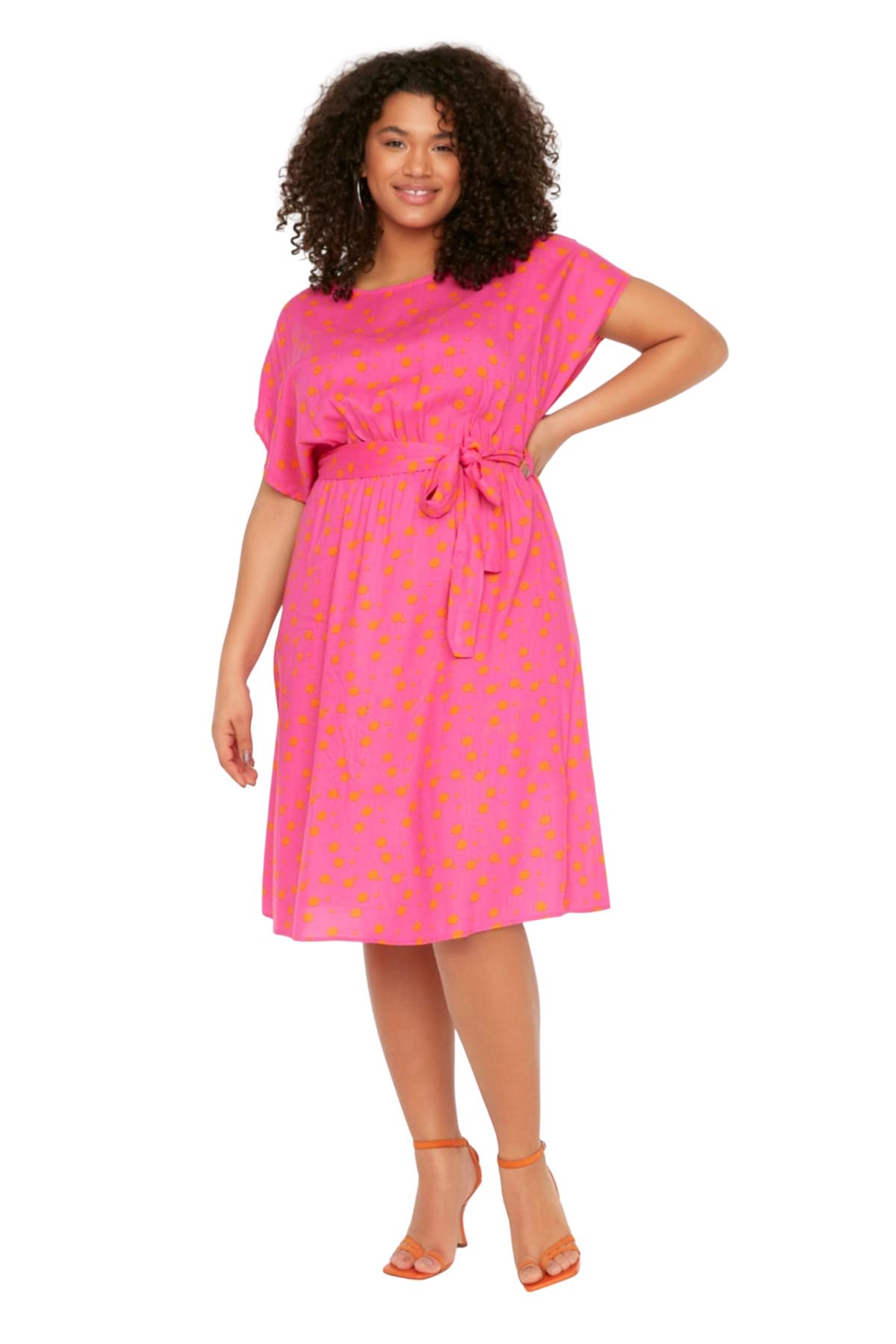 Trendyol Vestido de Mujer Midi Acampanado de Ajuste Regular Tejido de Talla Grande