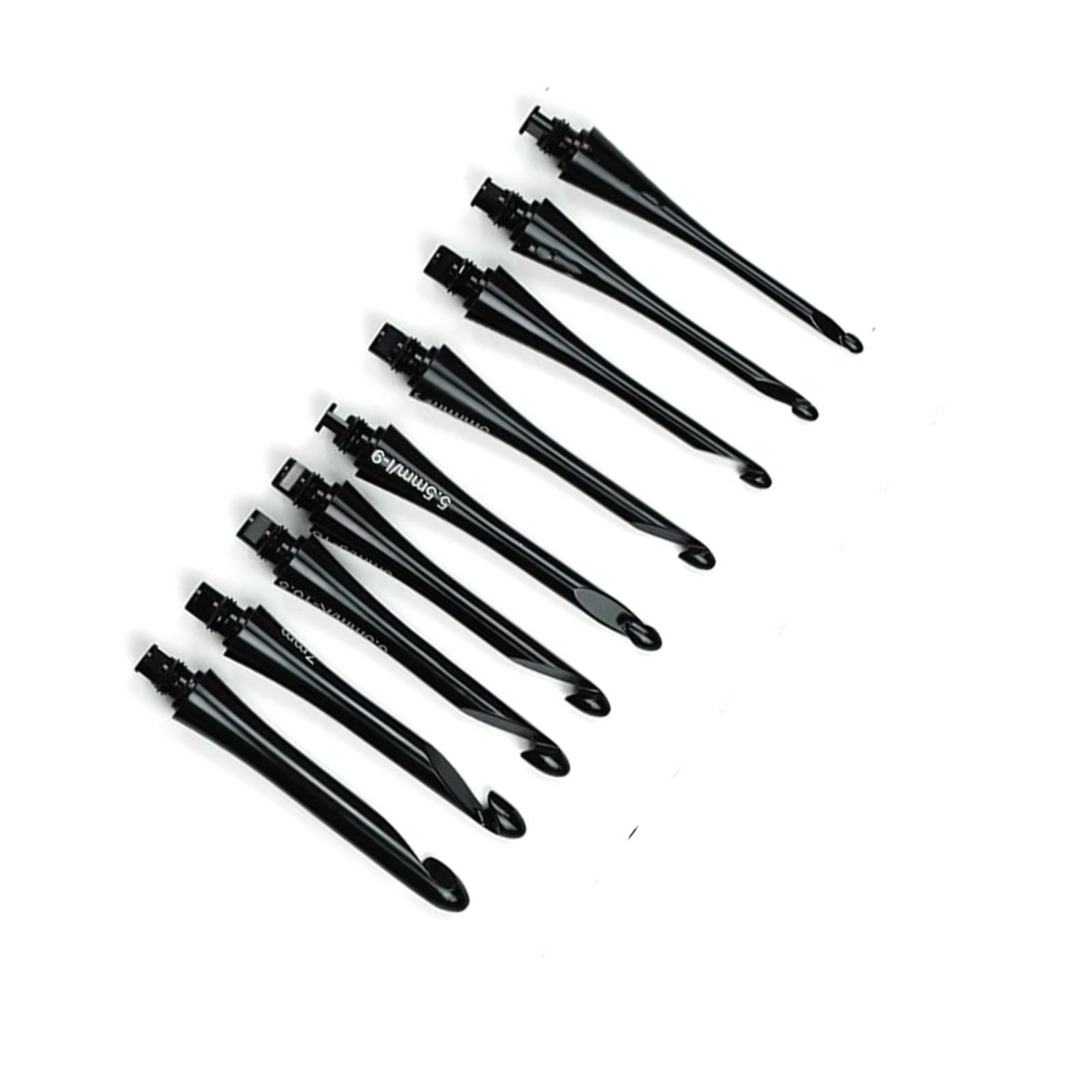 9 sizes detachable crochet needles, lightweight aluminum construction and ergonomic crochet hooks for travel, with storage bag