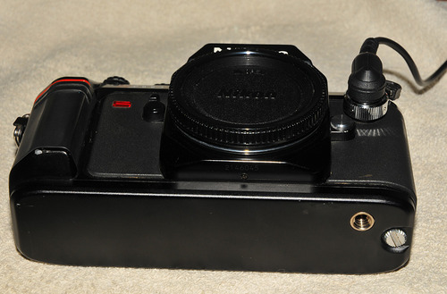 Nikon N2000 F-301 with lens attached