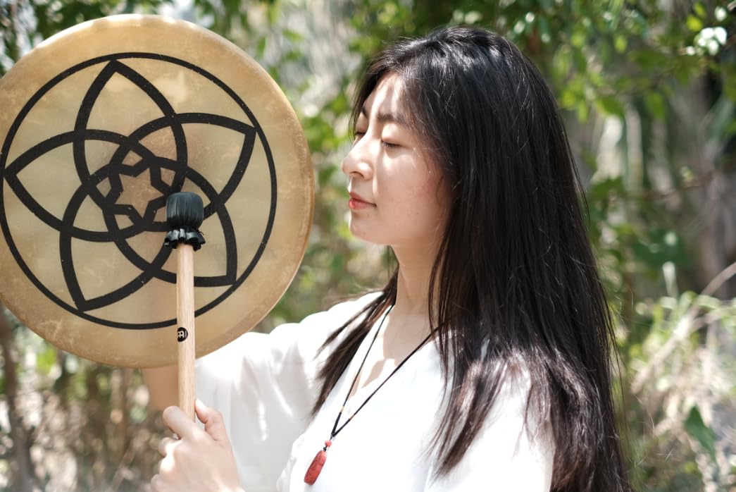 Sonic Energy Rahmentrommel Venusblume – 38 cm – Schamanisches Instrument mit Büffelfell – Für Meditation, Klangreisen, Percussion – Inkl. Schlägel (HOD15-VF)