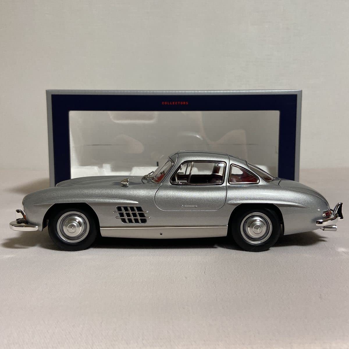 1/18 NOREV 300SL メルセデス ベンツ ガルウイング Amazon | ノレブ／NOREV：1/18 メルセデス ベンツ／Mercedes